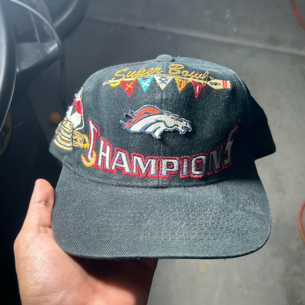 Black Denver Broncos Super Bowl Championship Cap with Embroidered Logos